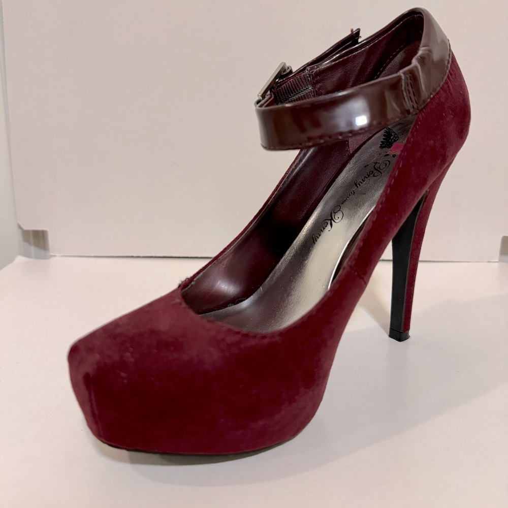 Vintage heels - Penny loves Kenney